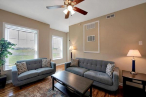 Lovely Unit in Historic SW Garden - 3 Queen beds